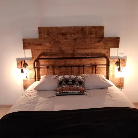 La Gurlanne Bed & Breakfast Lasseran